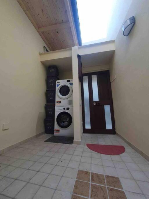 Stylish Loft Trivano Cagliari 2 Beds/2 Bath ภายนอก รูปภาพ