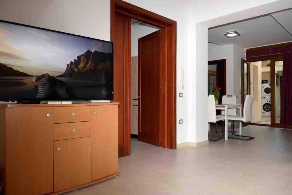 Stylish Loft Trivano Cagliari 2 Beds/2 Bath ภายนอก รูปภาพ