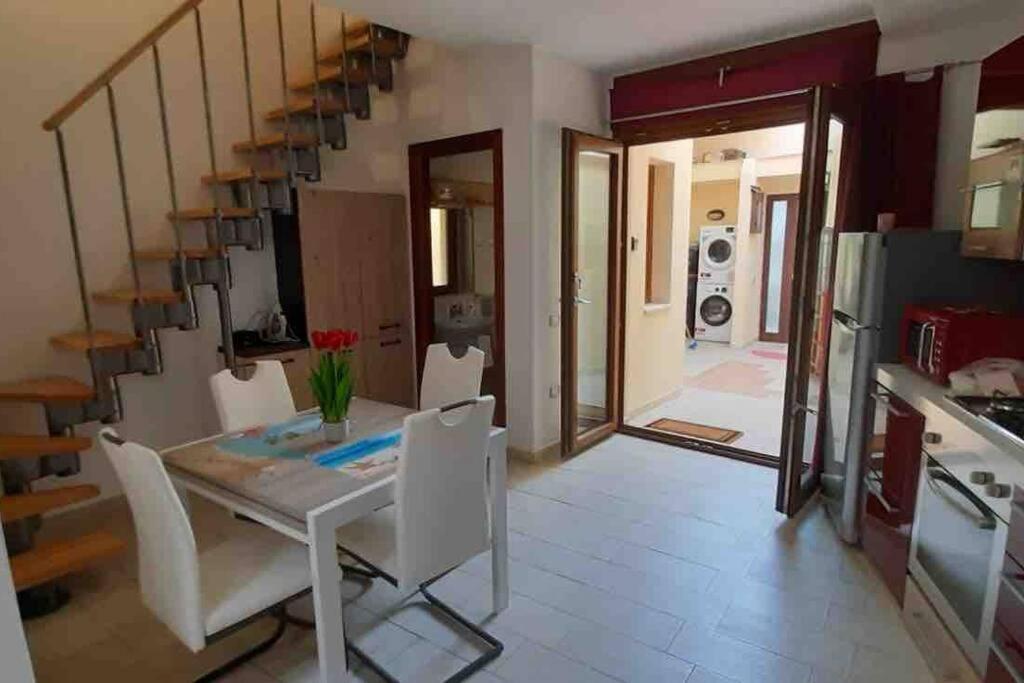 Stylish Loft Trivano Cagliari 2 Beds/2 Bath ภายนอก รูปภาพ