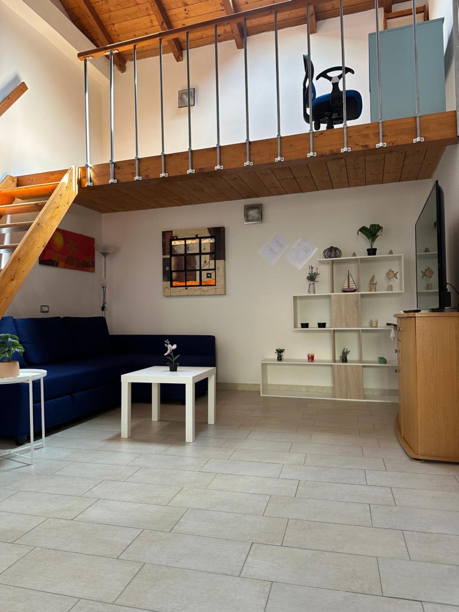 Stylish Loft Trivano Cagliari 2 Beds/2 Bath ภายนอก รูปภาพ